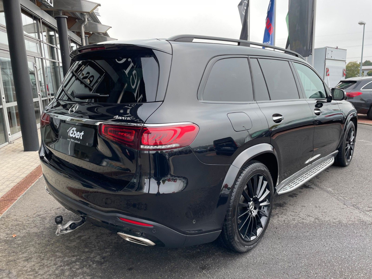 Mercedes-Benz GLS 580 4M AMG Pano+AHK+Burm+7Sitz+HUD+Fond+VOLL - SUV: slika 5 Mercedes-Benz GLS 580 4M AMG Pano+AHK+Burm+7Sitz+HUD+Fond+VOLL - SUV: slika 5