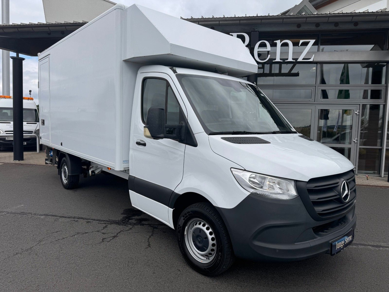 Mercedes-Benz Sprinter 317 CDI 4325 Koffer LBW Klima Kamera - Dostavno vozilo z zabojnikom: slika 1 Mercedes-Benz Sprinter 317 CDI 4325 Koffer LBW Klima Kamera - Dostavno vozilo z zabojnikom: slika 1