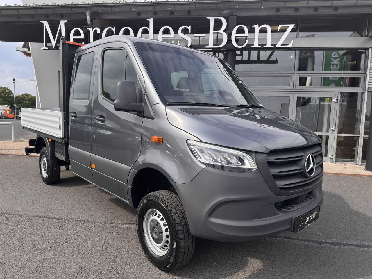 Mercedes-Benz Sprinter 319 CDI 4x4 DoKa AHK3,5 Klima Kamera - Dostavno vozilo s kesonom, Dostavno vozilo z dvojno kabino: slika 1 Mercedes-Benz Sprinter 319 CDI 4x4 DoKa AHK3,5 Klima Kamera - Dostavno vozilo s kesonom, Dostavno vozilo z dvojno kabino: slika 1