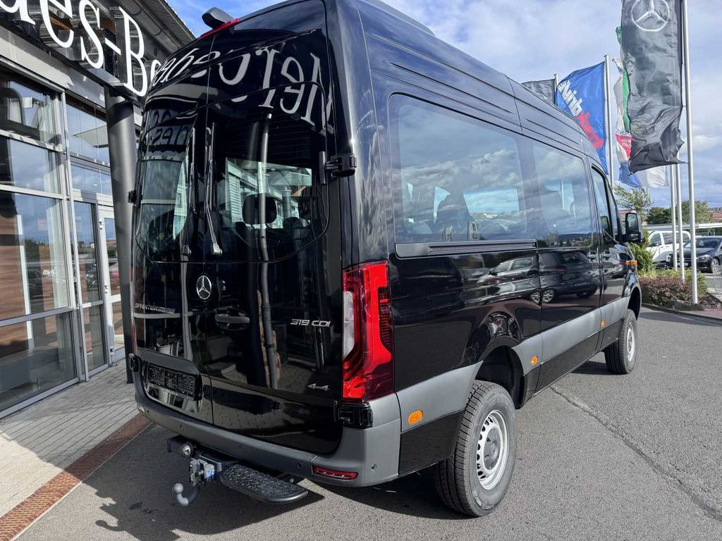 Mercedes-Benz Sprinter 319 CDI 4x4 Tourer AHK Dachklima LED - Minibus, Potniški kombi: slika 4 Mercedes-Benz Sprinter 319 CDI 4x4 Tourer AHK Dachklima LED - Minibus, Potniški kombi: slika 4