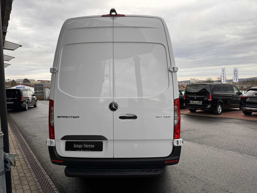 Mercedes-Benz Sprinter 517 CDI 4325 Kamera MBUX Klima - Furgon: slika 5 Mercedes-Benz Sprinter 517 CDI 4325 Kamera MBUX Klima - Furgon: slika 5
