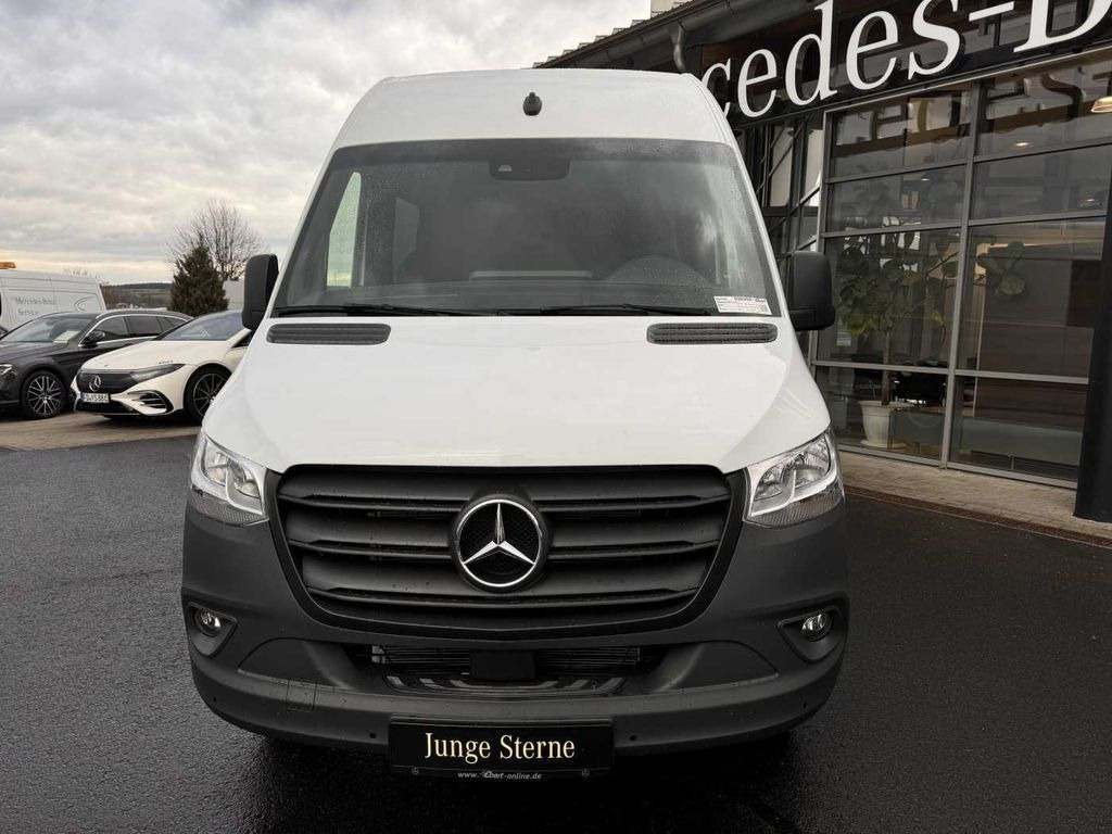 Mercedes-Benz Sprinter 517 CDI 4325 Kamera MBUX Klima - Furgon: slika 2 Mercedes-Benz Sprinter 517 CDI 4325 Kamera MBUX Klima - Furgon: slika 2