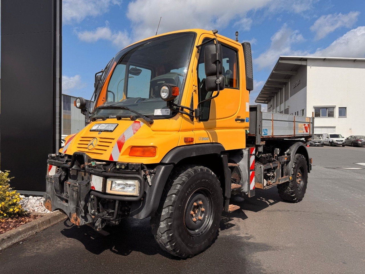 Mercedes-Benz Unimog U300 4x4 Vario-Pilot - Dostavno vozilo s kesonom: slika 2 Mercedes-Benz Unimog U300 4x4 Vario-Pilot - Dostavno vozilo s kesonom: slika 2