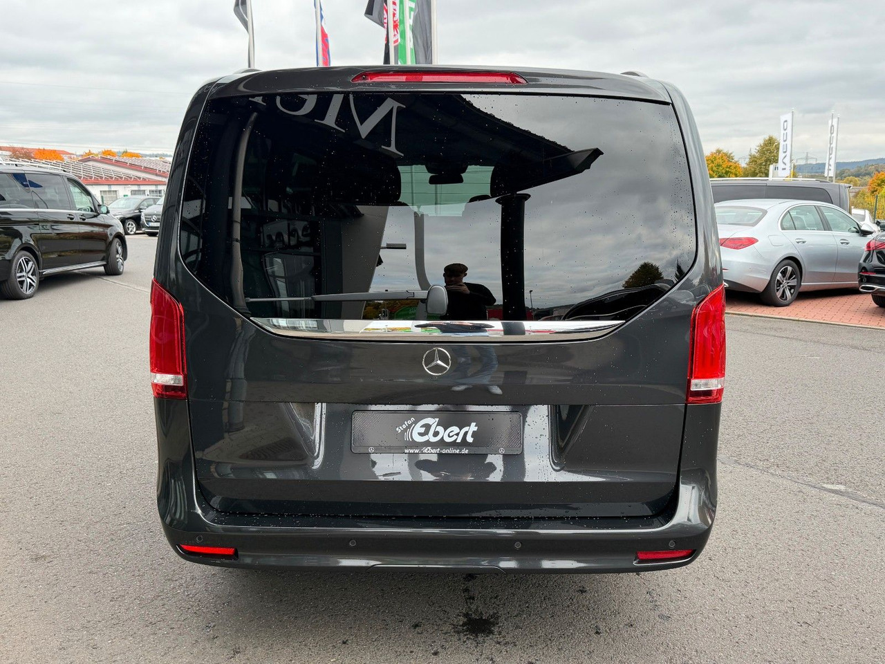 Mercedes-Benz V 250 AVANTGARDE ED AHK Tisch 6Sitze - Potniški kombi: slika 5 Mercedes-Benz V 250 AVANTGARDE ED AHK Tisch 6Sitze - Potniški kombi: slika 5