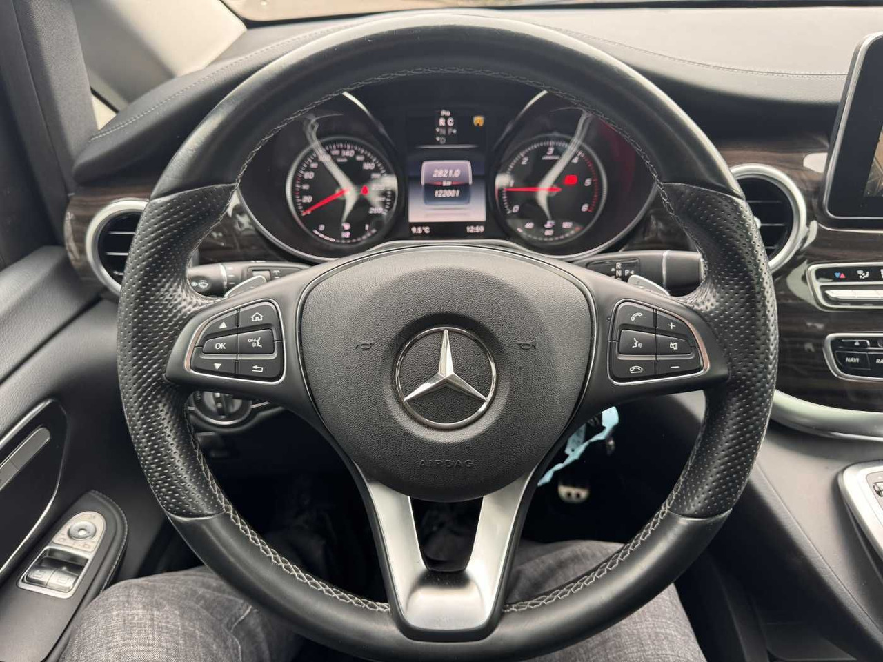 Avtomobil Mercedes-Benz V 250 d AVA ED 4MATIC Panorama Tisch 360 Sound: slika 13