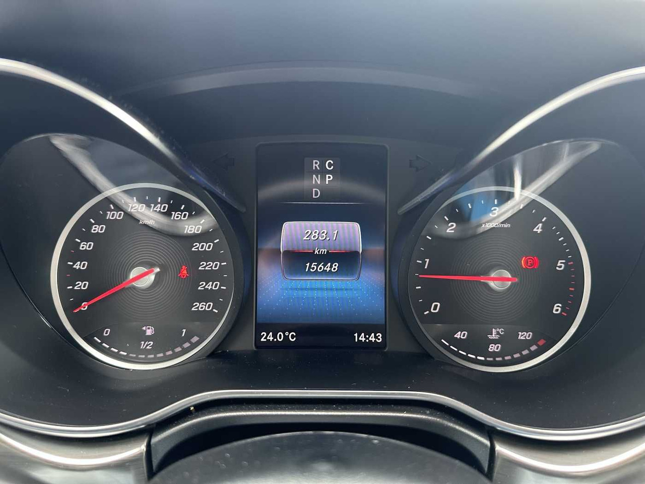Karavan Mercedes-Benz V 300 d 4MATIC EXCLUSIVE AMG Panorama DISTRONIC: slika 13
