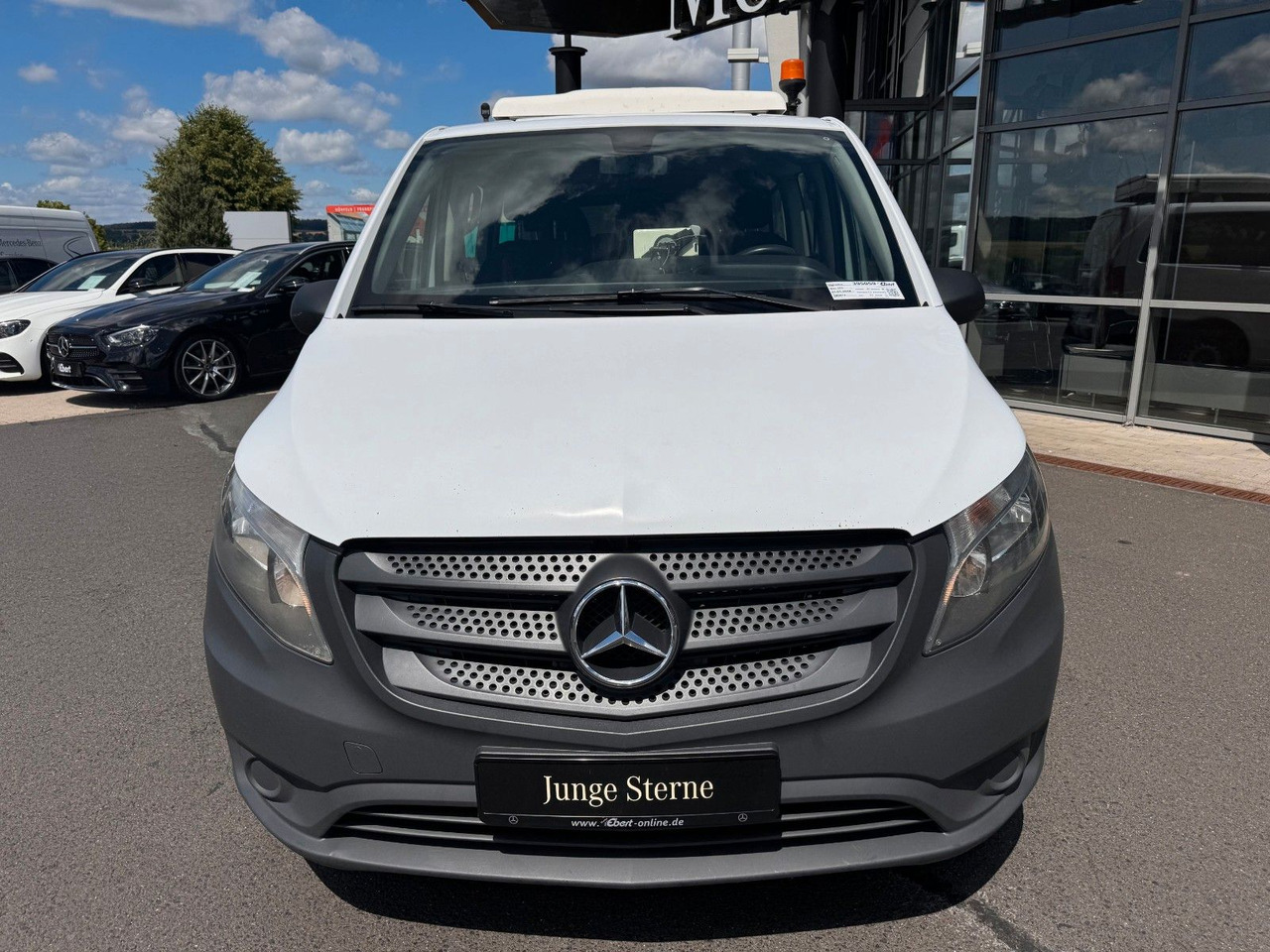 Mercedes-Benz Vito 111 CDI Tourer Begleitfahrzeug BF3+ / WVZ - Potniški kombi: slika 3 Mercedes-Benz Vito 111 CDI Tourer Begleitfahrzeug BF3+ / WVZ - Potniški kombi: slika 3
