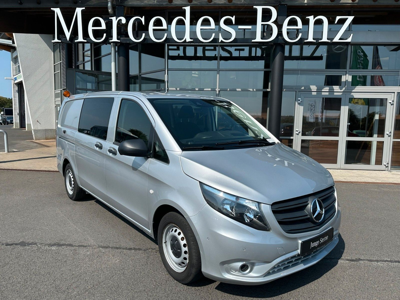 Mercedes-Benz Vito 114 CDI Mixto Regal AHK Klima PARKTRONIC - Mali kombi: slika 1 Mercedes-Benz Vito 114 CDI Mixto Regal AHK Klima PARKTRONIC - Mali kombi: slika 1