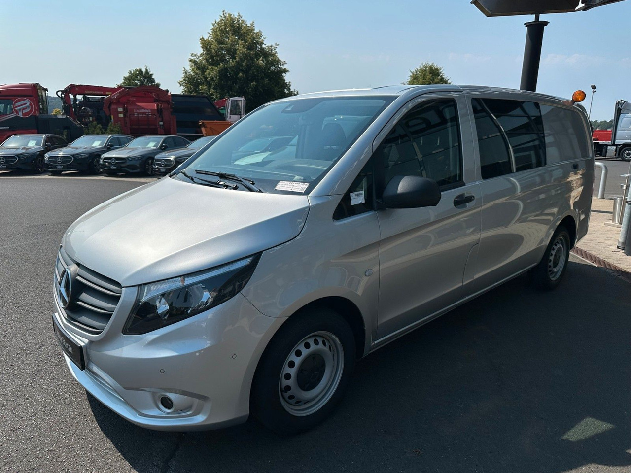 Mercedes-Benz Vito 114 CDI Mixto Regal AHK Klima PARKTRONIC - Mali kombi: slika 3 Mercedes-Benz Vito 114 CDI Mixto Regal AHK Klima PARKTRONIC - Mali kombi: slika 3