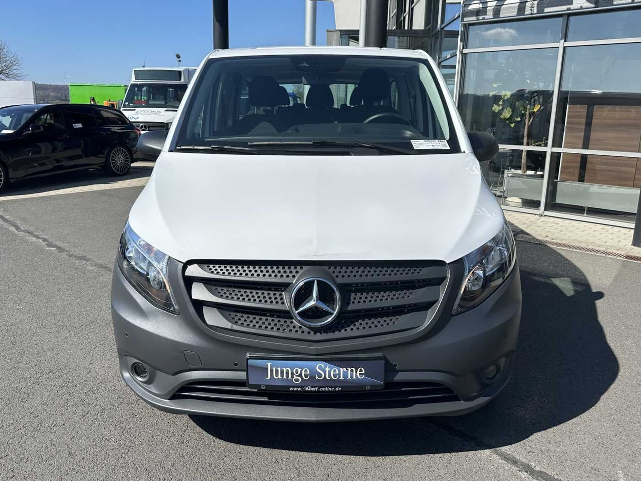 Mercedes-Benz Vito 114 CDI Tourer 8Sitze Klima Audio40 Kamera - Potniški kombi: slika 2 Mercedes-Benz Vito 114 CDI Tourer 8Sitze Klima Audio40 Kamera - Potniški kombi: slika 2