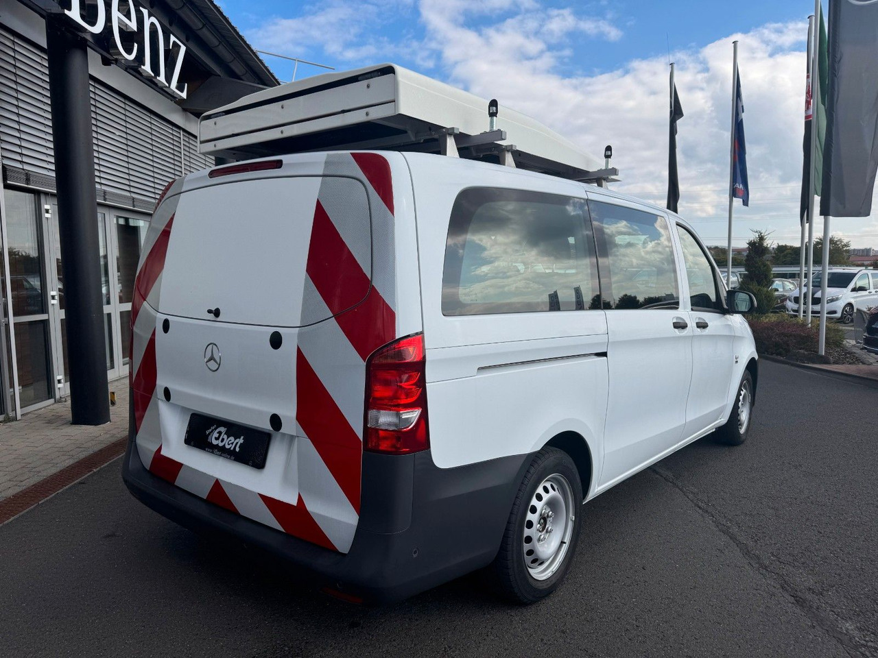 Mercedes-Benz Vito 114 CDI Tourer Begleitfahrzeug BF3+ / WVZ - Potniški kombi: slika 4 Mercedes-Benz Vito 114 CDI Tourer Begleitfahrzeug BF3+ / WVZ - Potniški kombi: slika 4