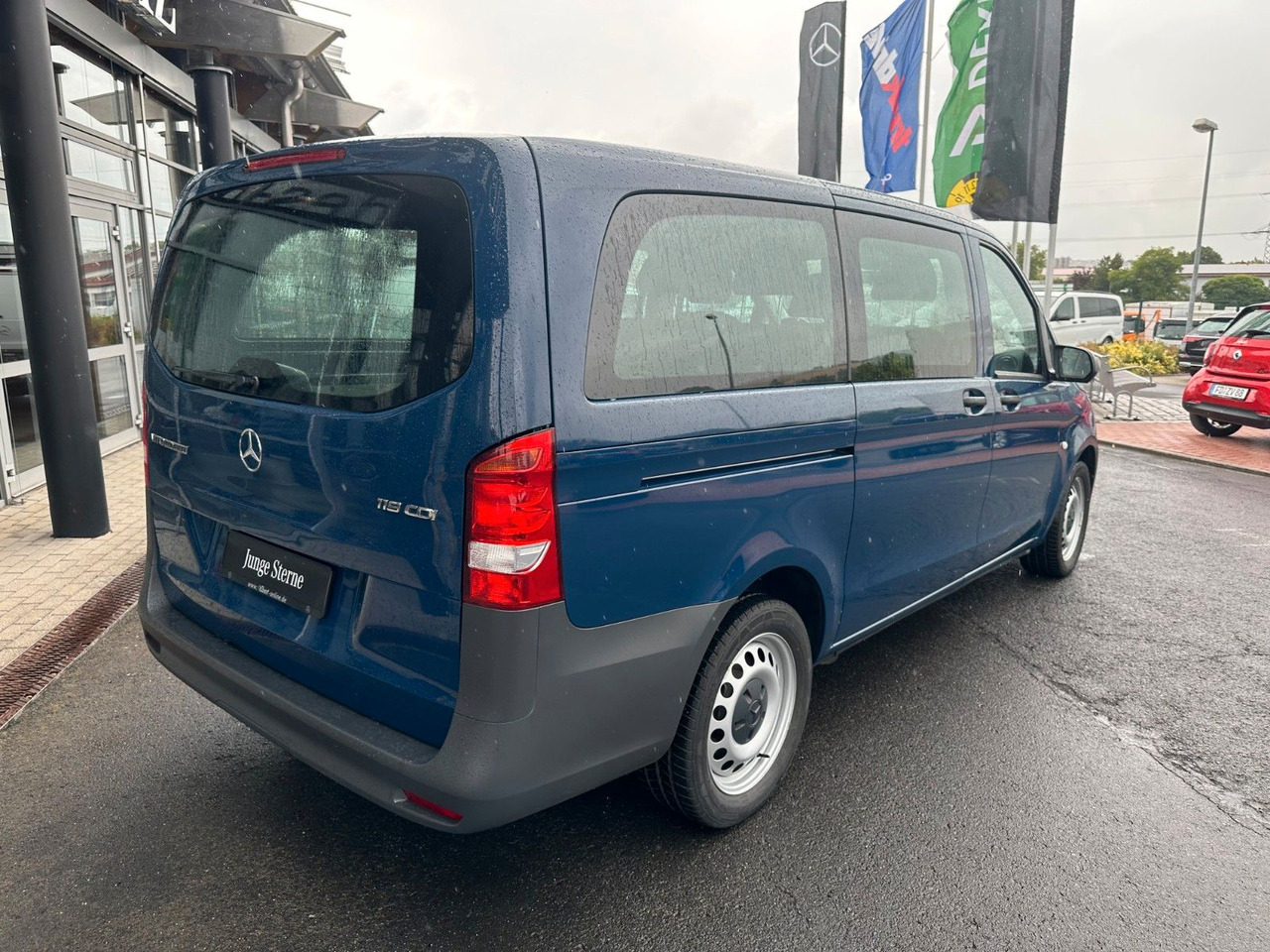 Mercedes-Benz Vito 119 CDI Tourer 3200 Klima AHK Tempomat - Potniški kombi: slika 4 Mercedes-Benz Vito 119 CDI Tourer 3200 Klima AHK Tempomat - Potniški kombi: slika 4