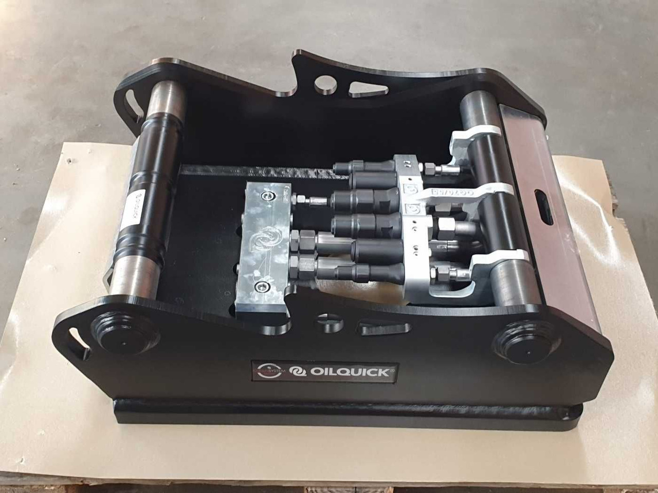 OilQuick OQ70/55 Adapterplatte für Westtech NEU - Hitra spojka: slika 1 OilQuick OQ70/55 Adapterplatte für Westtech NEU - Hitra spojka: slika 1