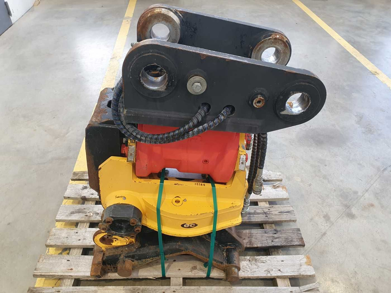 Rädlinger Schwenkrotator CAT M318 / CW 40 / 2016 - Tiltrotator: slika 4 Rädlinger Schwenkrotator CAT M318 / CW 40 / 2016 - Tiltrotator: slika 4
