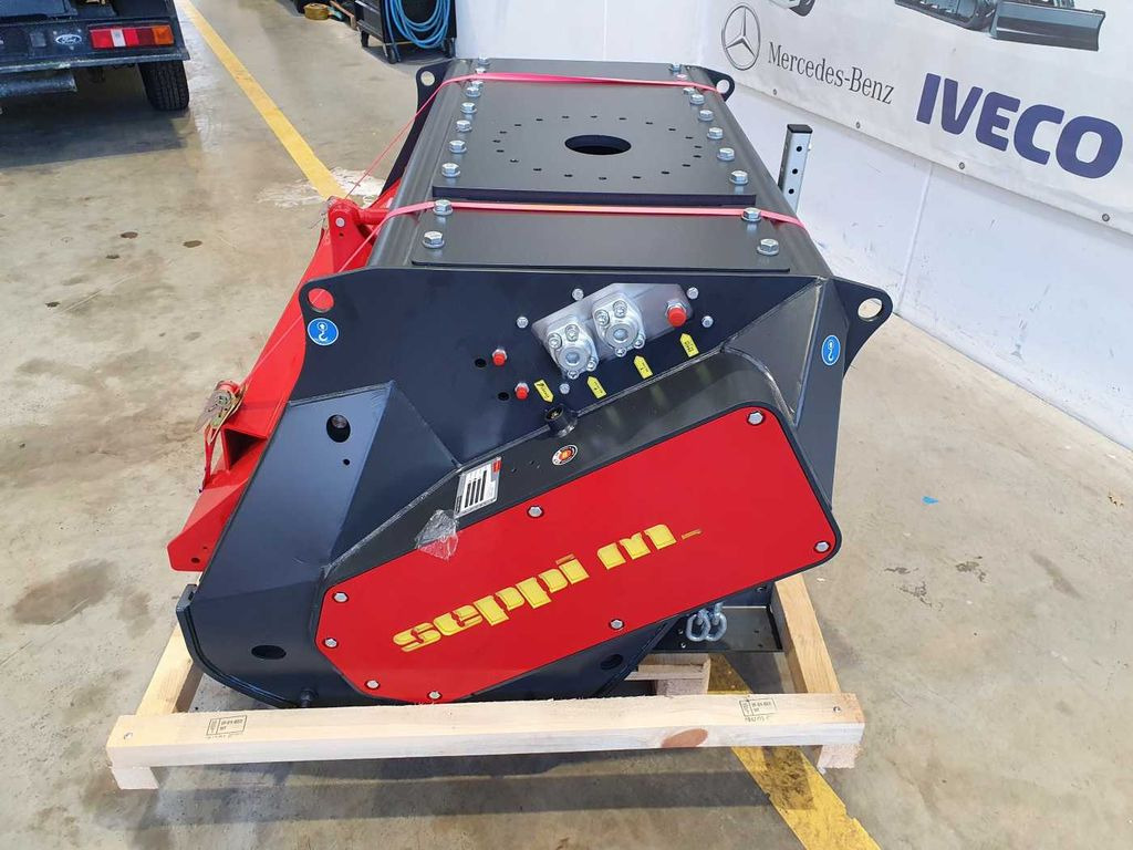 Seppi M. BMS 125 / 13-30t /Forstmulcher/lagernd! Seppi M. BMS 125 / 13-30t /Forstmulcher/lagernd! - Gozdarski mulčer: slika 4 Seppi M. BMS 125 / 13-30t /Forstmulcher/lagernd! Seppi M. BMS 125 / 13-30t /Forstmulcher/lagernd! - Gozdarski mulčer: slika 4