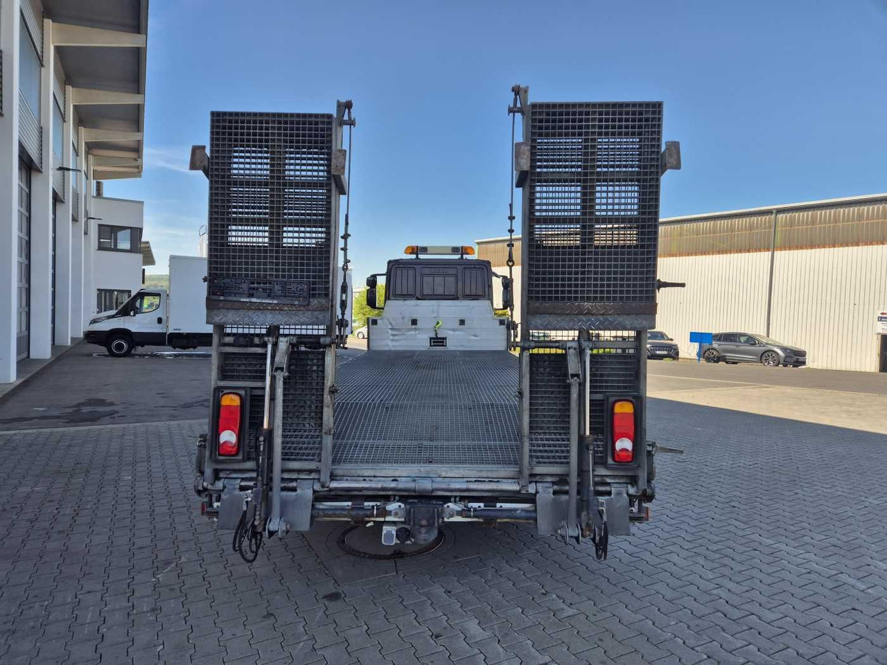 Tovornjak Iveco Eurocargo ML140E25/P Maschinentransporter Winde: slika 7