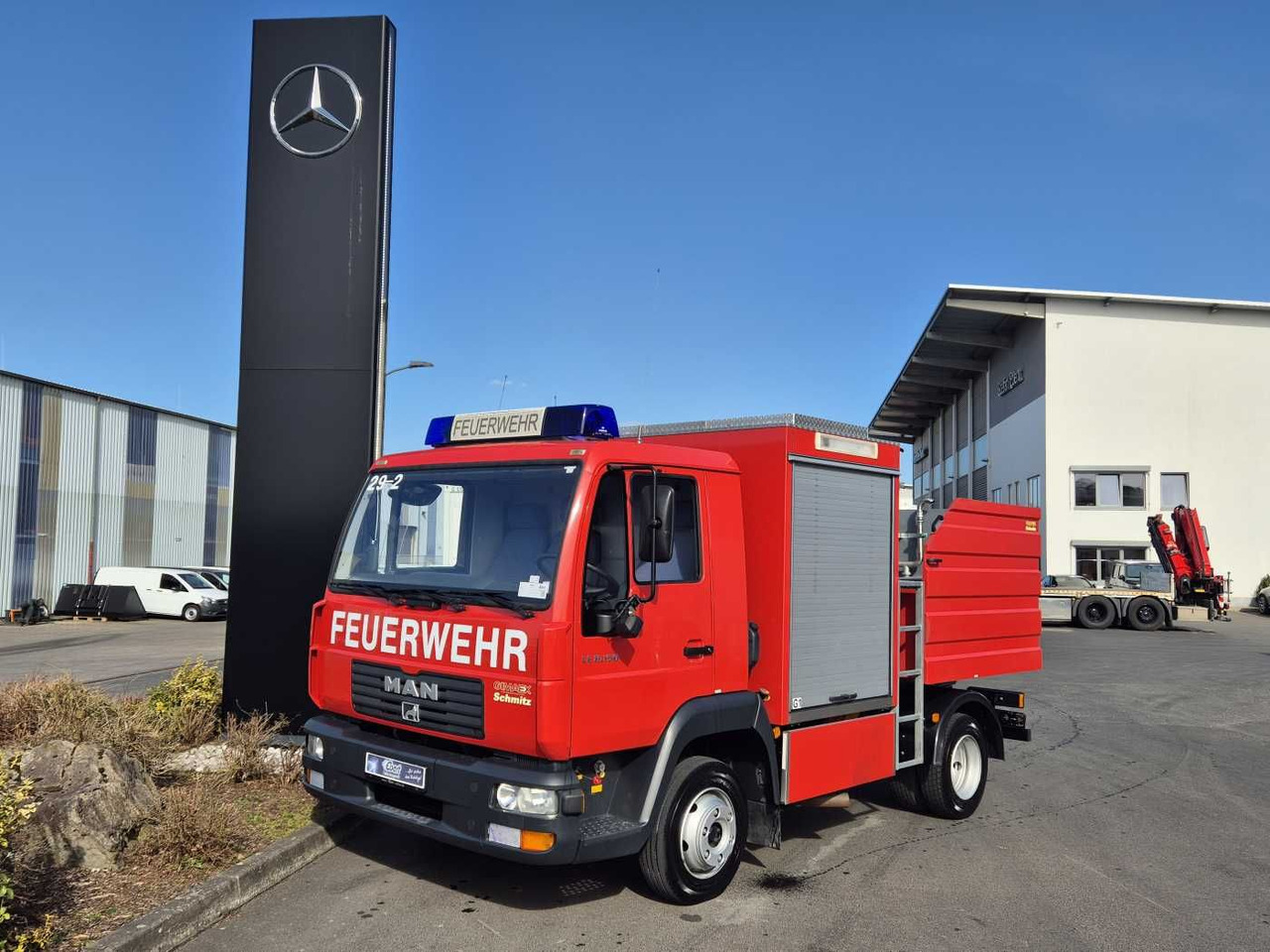 MAN LE 8.150 Schaumlöschfahrzeug Schmitz SLF25/25 - Tovornjak: slika 1 MAN LE 8.150 Schaumlöschfahrzeug Schmitz SLF25/25 - Tovornjak: slika 1