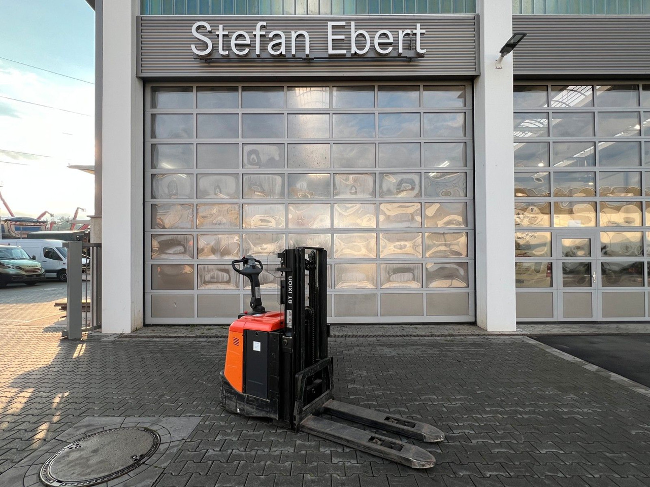 Toyota SPE 125 L / nur 382h ! / Hochhubwagen / 3.350mm - Stroj za zlaganje: slika 1 Toyota SPE 125 L / nur 382h ! / Hochhubwagen / 3.350mm - Stroj za zlaganje: slika 1