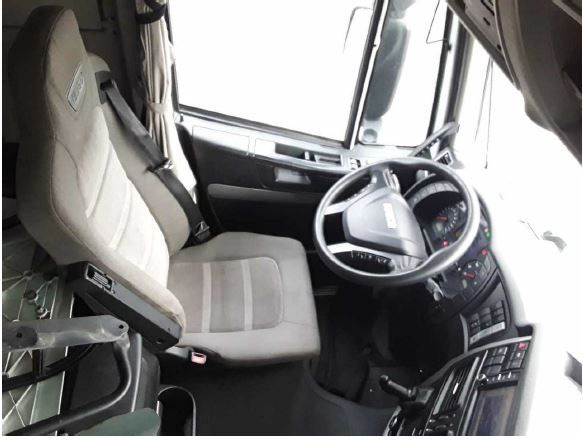 Iveco AS440S40T/P NG LNG Erdgas Intarder 3 Stück Iveco AS440S40T/P NG LNG Erdgas Intarder 3 Stück - Vlačilec: slika 5 Iveco AS440S40T/P NG LNG Erdgas Intarder 3 Stück Iveco AS440S40T/P NG LNG Erdgas Intarder 3 Stück - Vlačilec: slika 5