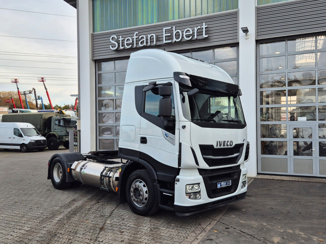 Iveco Stralis 460NP LNG 4x2 3 Stück - Vlačilec: slika 4 Iveco Stralis 460NP LNG 4x2 3 Stück - Vlačilec: slika 4