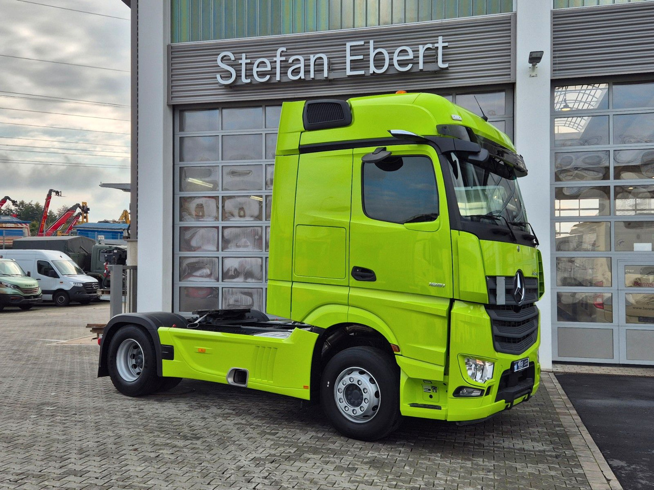 Mercedes-Benz Actros 1851 LS Öl-Retarder Standklima Mirror Big - Vlačilec: slika 2 Mercedes-Benz Actros 1851 LS Öl-Retarder Standklima Mirror Big - Vlačilec: slika 2