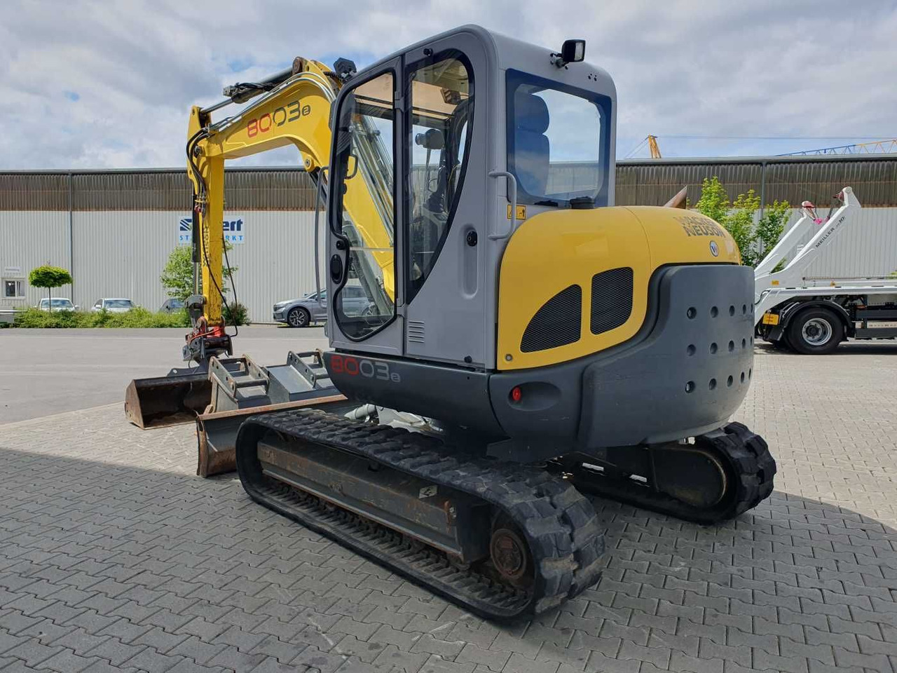 Wacker 8003 / MS08 / nur 4.035h / 2014 / Löffelpaket - Mini bager: slika 5 Wacker 8003 / MS08 / nur 4.035h / 2014 / Löffelpaket - Mini bager: slika 5