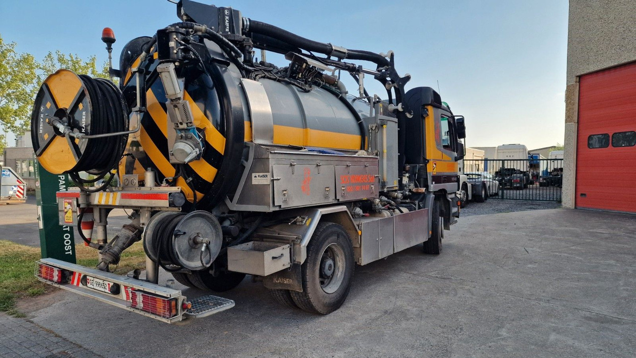 Mercedes-Benz Actros 18-40 - Vakuumski tovornjak: slika 4 Mercedes-Benz Actros 18-40 - Vakuumski tovornjak: slika 4