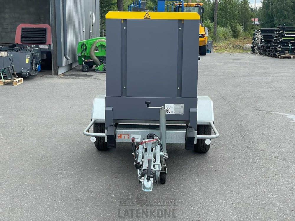 Atlas Copco QAS 45 50 Hz Generaattori StageV vetovarustuksella - Generator: slika 4 Atlas Copco QAS 45 50 Hz Generaattori StageV vetovarustuksella - Generator: slika 4
