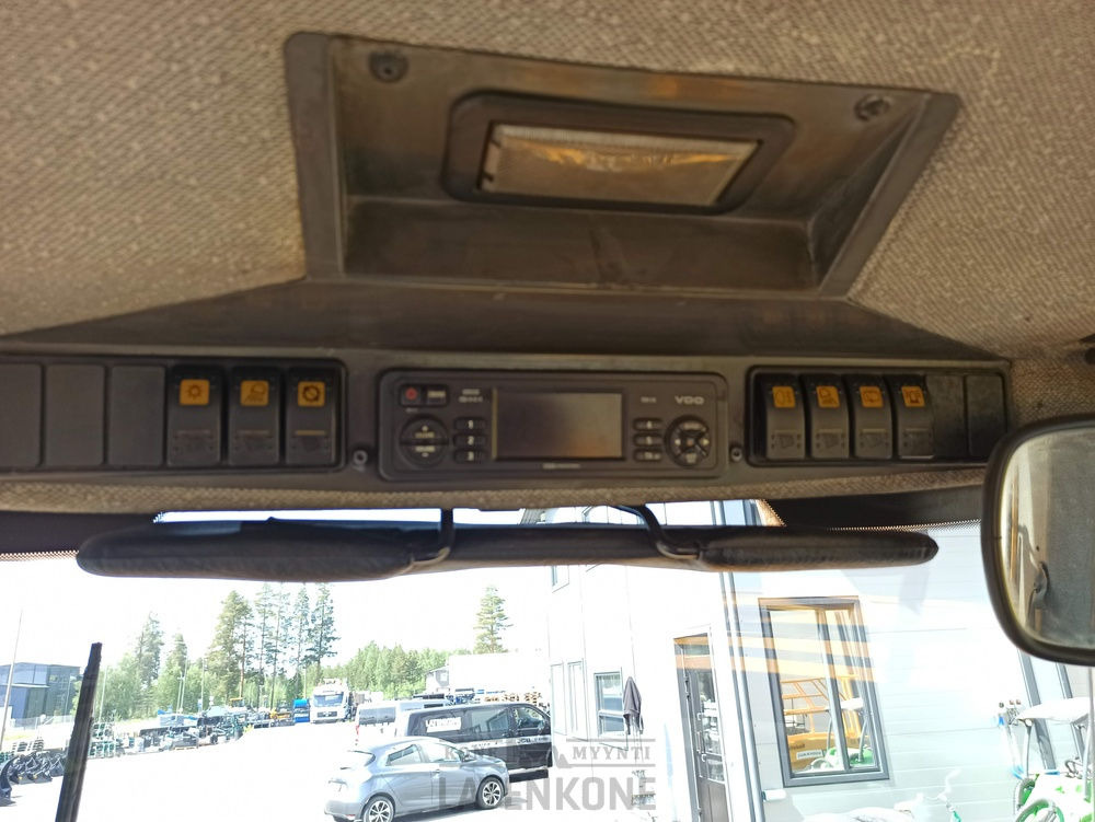 Kolesni nakladalec JCB 411B  HT pyöräkuormaaja: slika 12