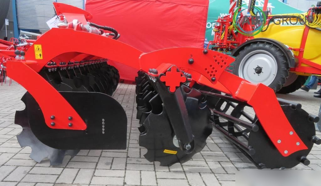 Awemak hydraulic folding disc harrow Ozyrys BTH40, 4 m - Disk brana: slika 3 Awemak hydraulic folding disc harrow Ozyrys BTH40, 4 m - Disk brana: slika 3