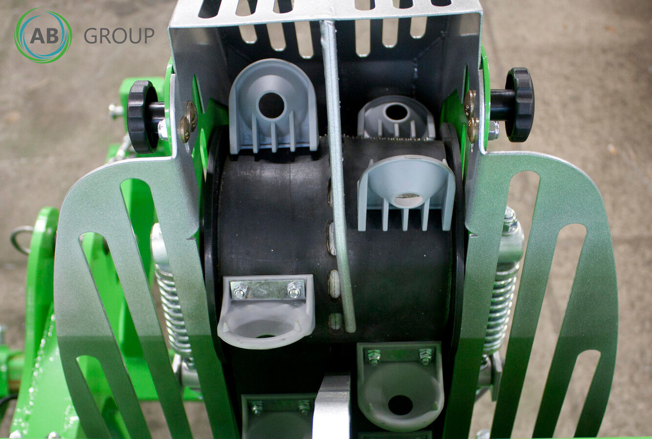Bomet Gemini S339 two-row potato planter (inter-row width: 67.5 - 80 cm) - Sadilec krompirja: slika 3 Bomet Gemini S339 two-row potato planter (inter-row width: 67.5 - 80 cm) - Sadilec krompirja: slika 3