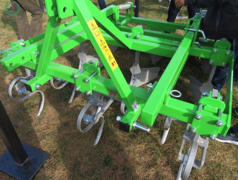 Bomet ridging plough with attachment for ridge forming Noctu U865/9 - Oprema za obdelavo tal: slika 3 Bomet ridging plough with attachment for ridge forming Noctu U865/9 - Oprema za obdelavo tal: slika 3