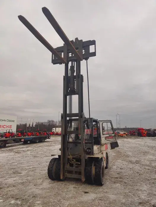 Nissan Jf05H60Pu - Plinski viličar: slika 2 Nissan Jf05H60Pu - Plinski viličar: slika 2