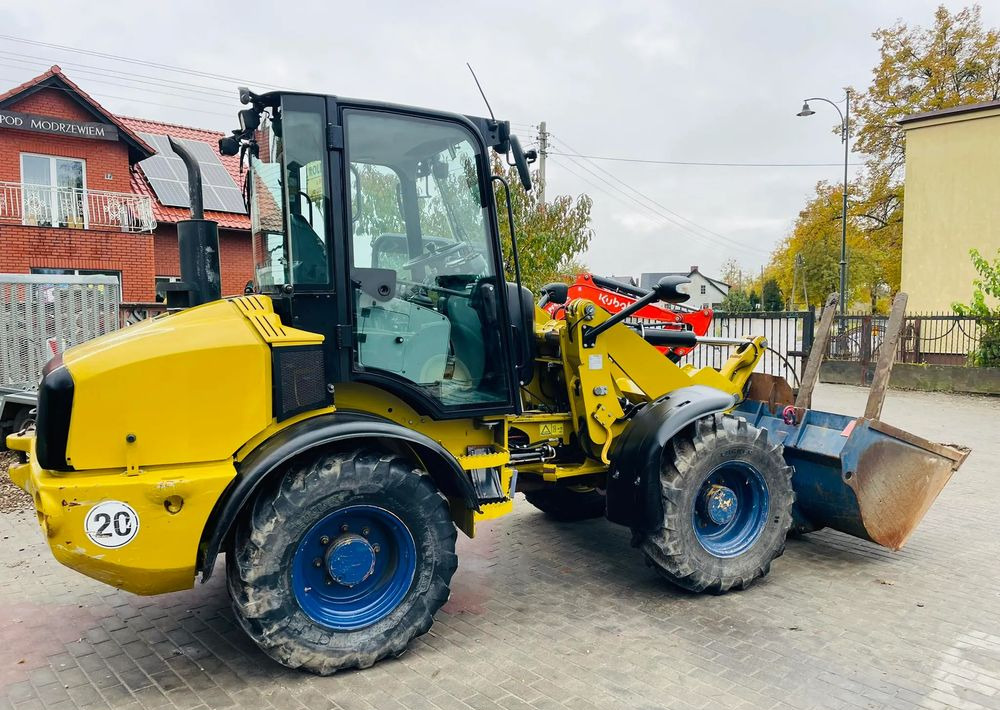 Caterpillar 908H - Kolesni nakladalec: slika 4 Caterpillar 908H - Kolesni nakladalec: slika 4