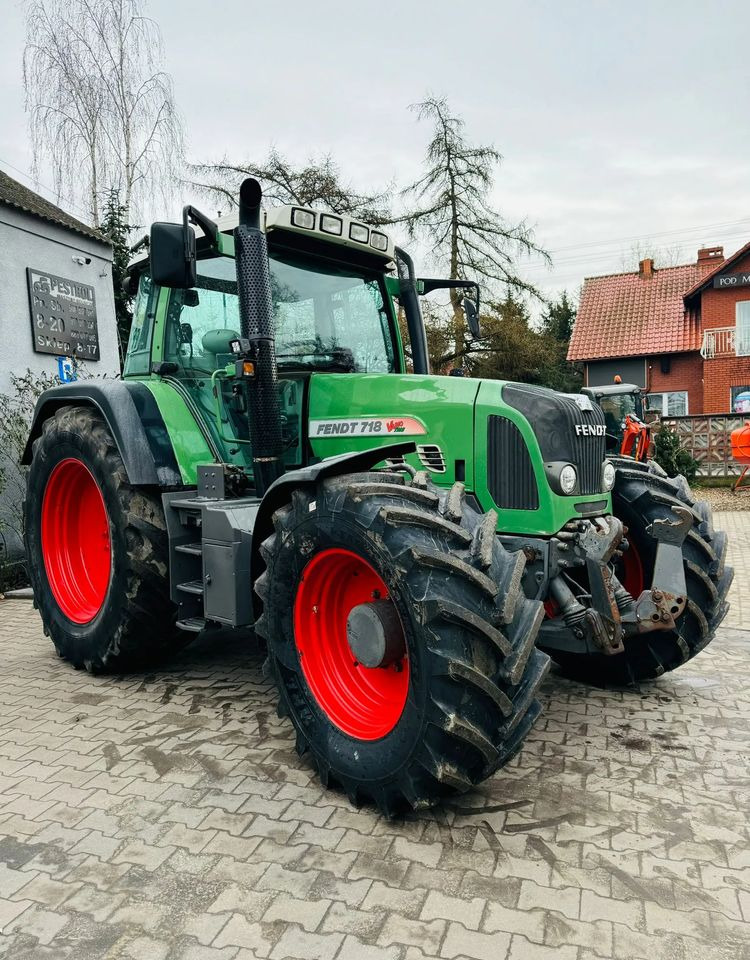 Fendt 718 Vario TMS - Traktor: slika 4 Fendt 718 Vario TMS - Traktor: slika 4