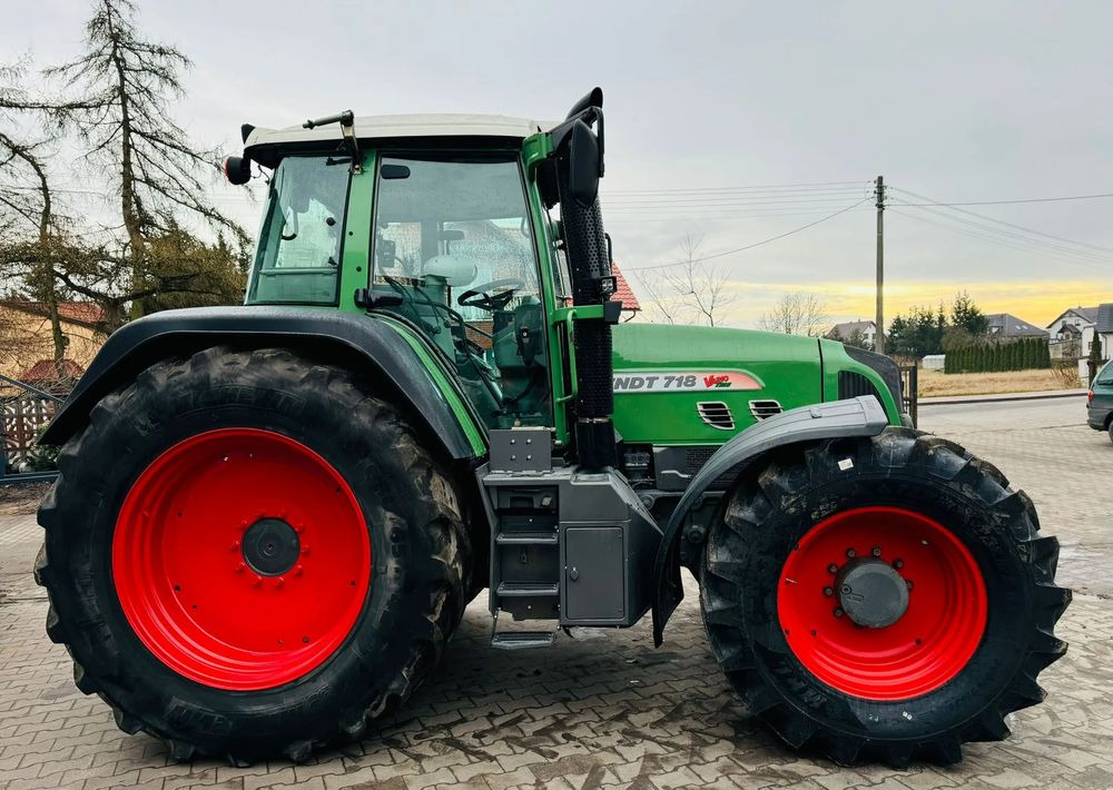 Fendt 718 Vario TMS - Traktor: slika 2 Fendt 718 Vario TMS - Traktor: slika 2