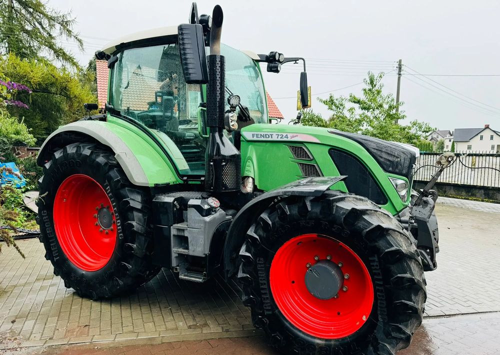 Fendt 724 VARIO PROFI - Traktor: slika 4 Fendt 724 VARIO PROFI - Traktor: slika 4