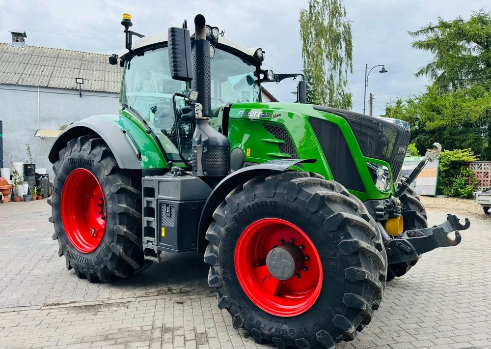 Fendt 828 Vario Profi Plus - Traktor: slika 3 Fendt 828 Vario Profi Plus - Traktor: slika 3
