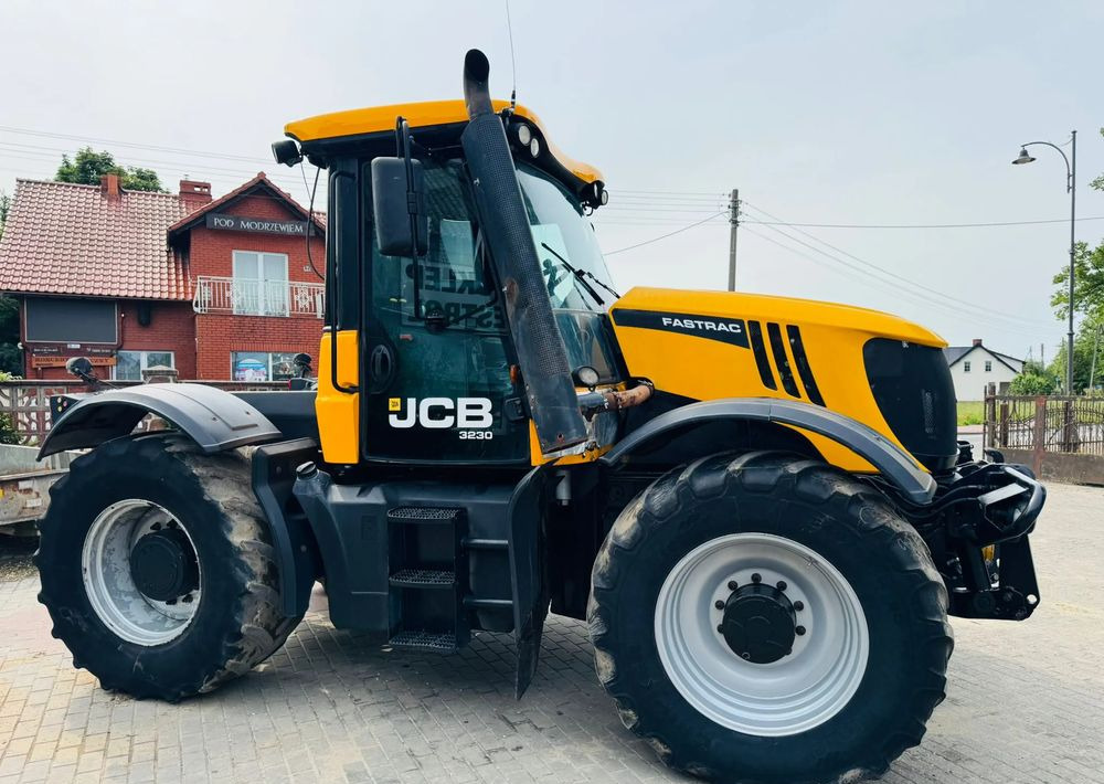 JCB FASTRAC 3230 - Traktor: slika 2 JCB FASTRAC 3230 - Traktor: slika 2