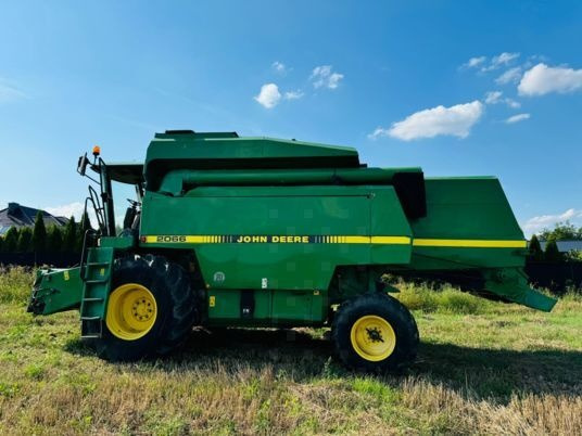 John Deere 2066 - Kombajn harvester: slika 2 John Deere 2066 - Kombajn harvester: slika 2