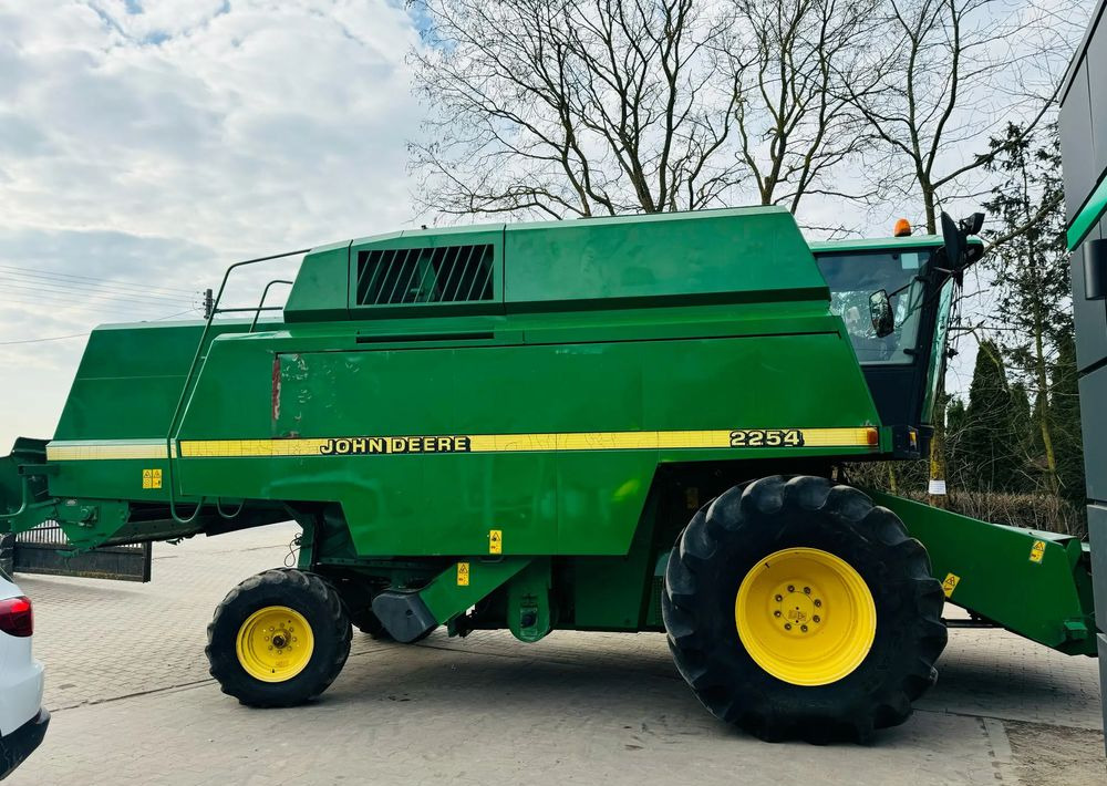 John Deere 2254 - Kombajn harvester: slika 3 John Deere 2254 - Kombajn harvester: slika 3