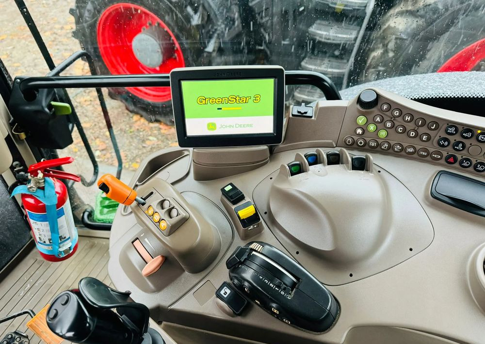 John Deere 6210R - Traktor: slika 4 John Deere 6210R - Traktor: slika 4