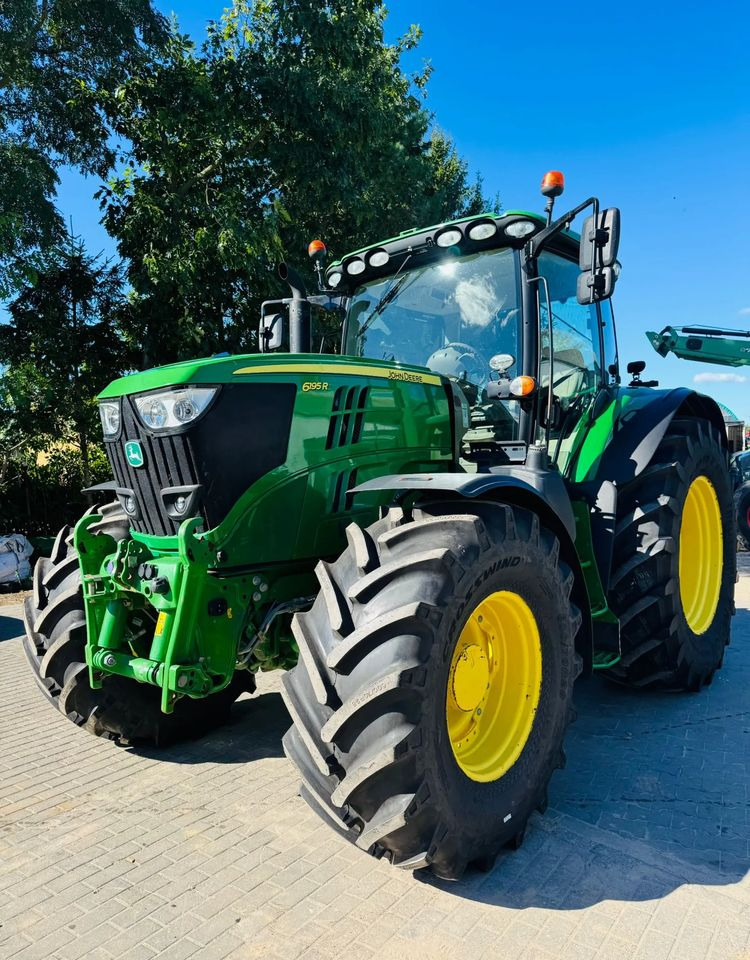 John Deere 6250R - Traktor: slika 5 John Deere 6250R - Traktor: slika 5