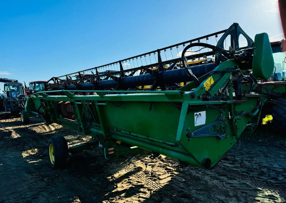John Deere 630R - Glava za kombajn: slika 2 John Deere 630R - Glava za kombajn: slika 2
