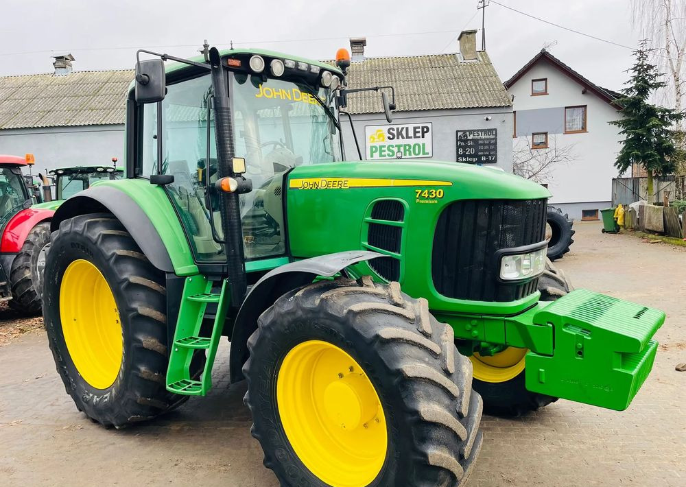 John Deere 7430 - Traktor: slika 2 John Deere 7430 - Traktor: slika 2