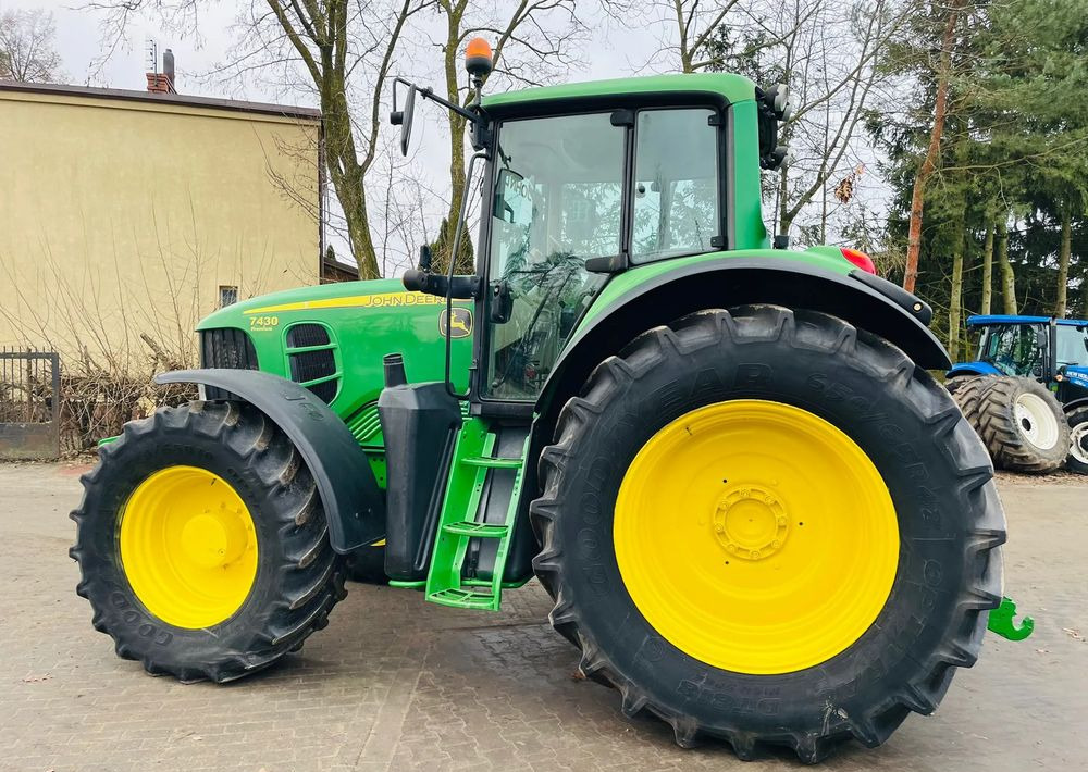 John Deere 7430 - Traktor: slika 4 John Deere 7430 - Traktor: slika 4