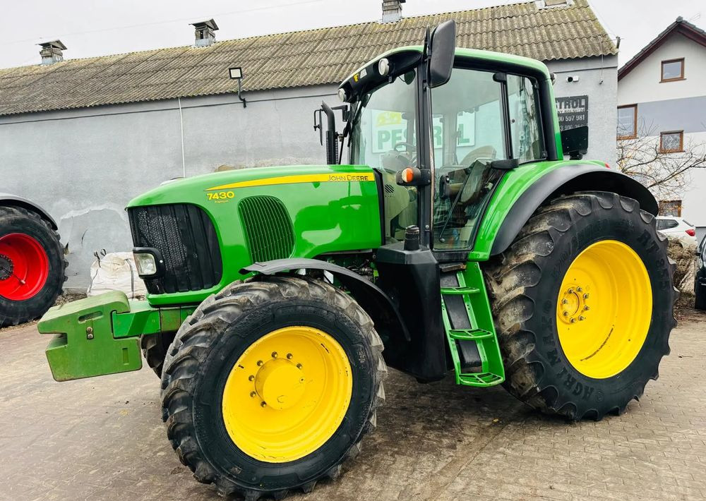 John Deere 7430 Premium - Traktor: slika 4 John Deere 7430 Premium - Traktor: slika 4