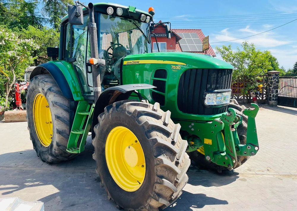 John Deere 7530 PREMIUM - Traktor: slika 2 John Deere 7530 PREMIUM - Traktor: slika 2