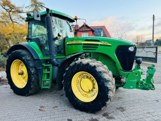 John Deere 7820 - Traktor: slika 1 John Deere 7820 - Traktor: slika 1