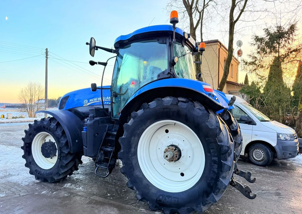 New Holland T7.260 - Traktor: slika 2 New Holland T7.260 - Traktor: slika 2